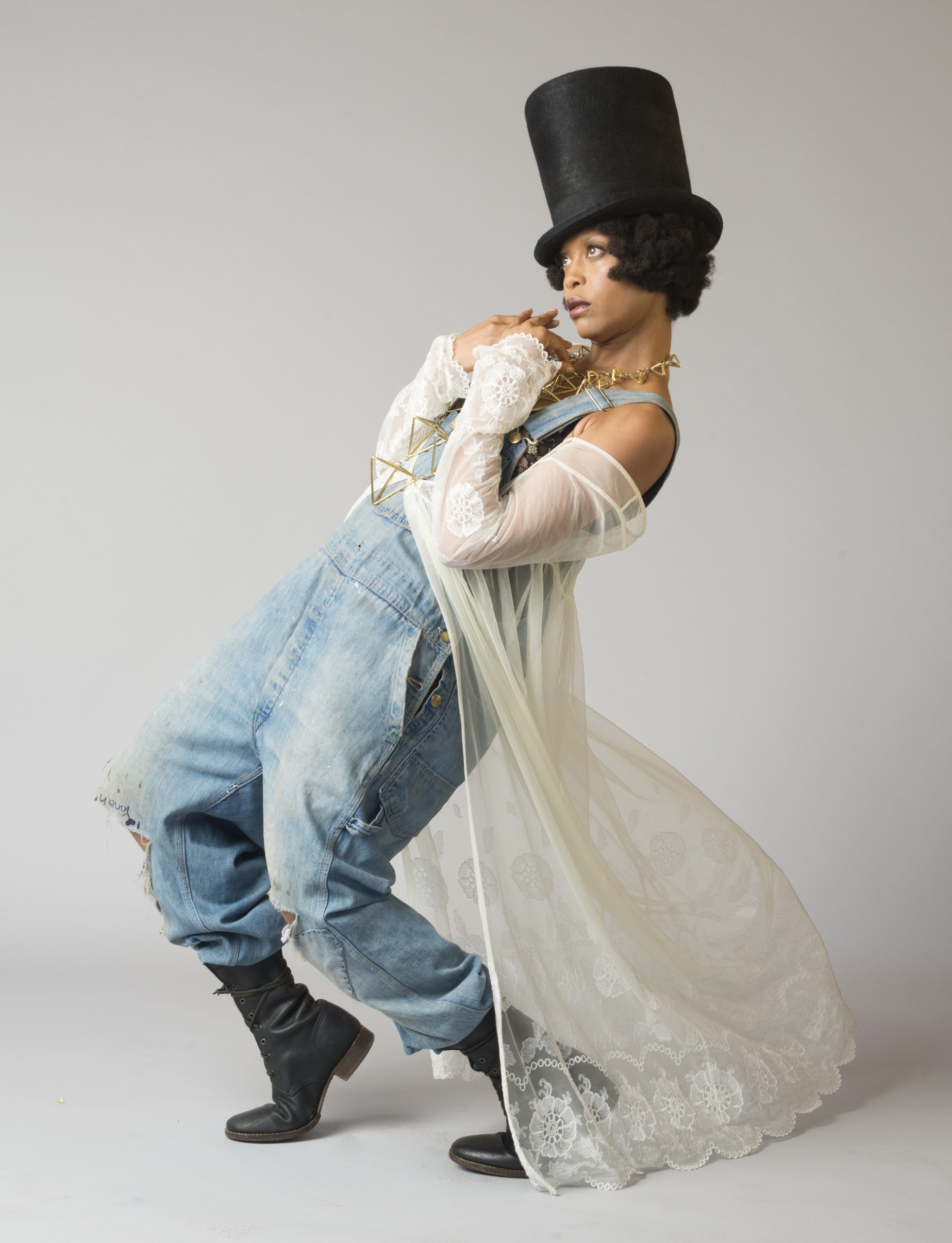 Erykah Badu-American Musician